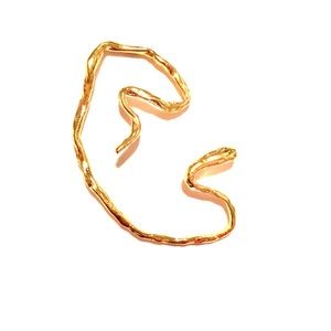 Mr. Kate Gold Platted Ear Cuff